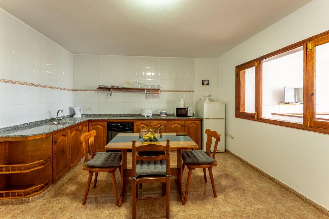 Marea Alta La Santa Apartment Bagian luar foto